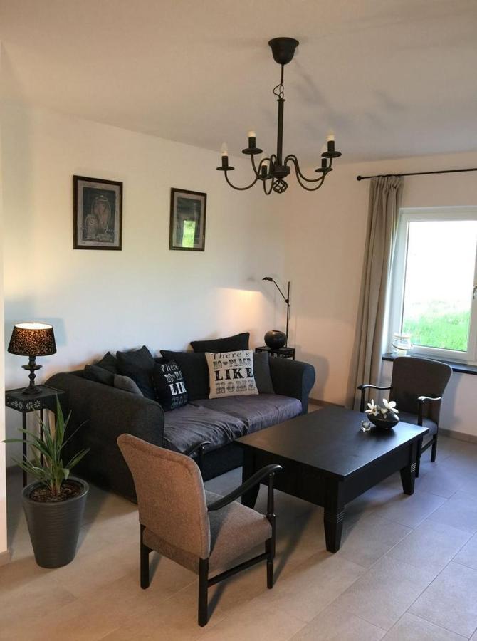 Damhills Apartments Bronowko Eksteriør billede